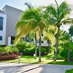 Family Getaway At Nick Price Residences