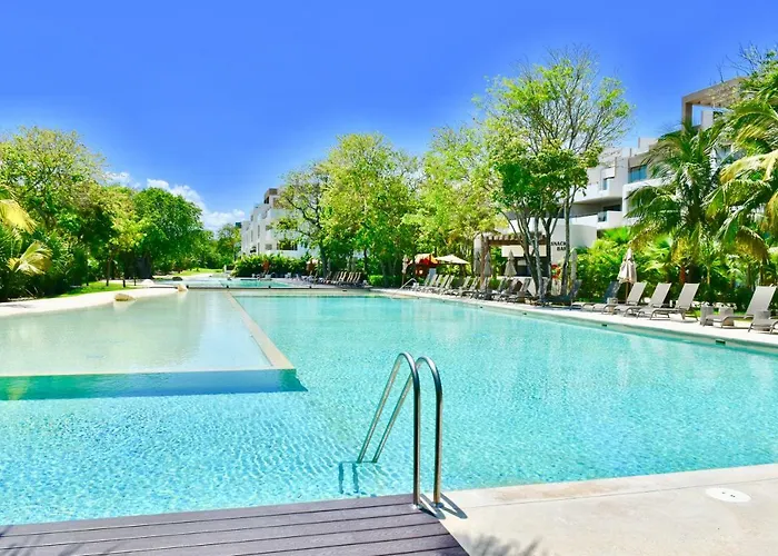 Family Getaway At Nick Price Residences