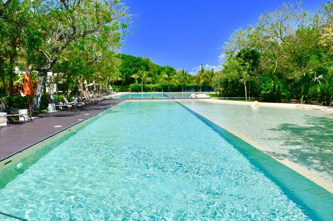 Family Getaway At Nick Price Residences