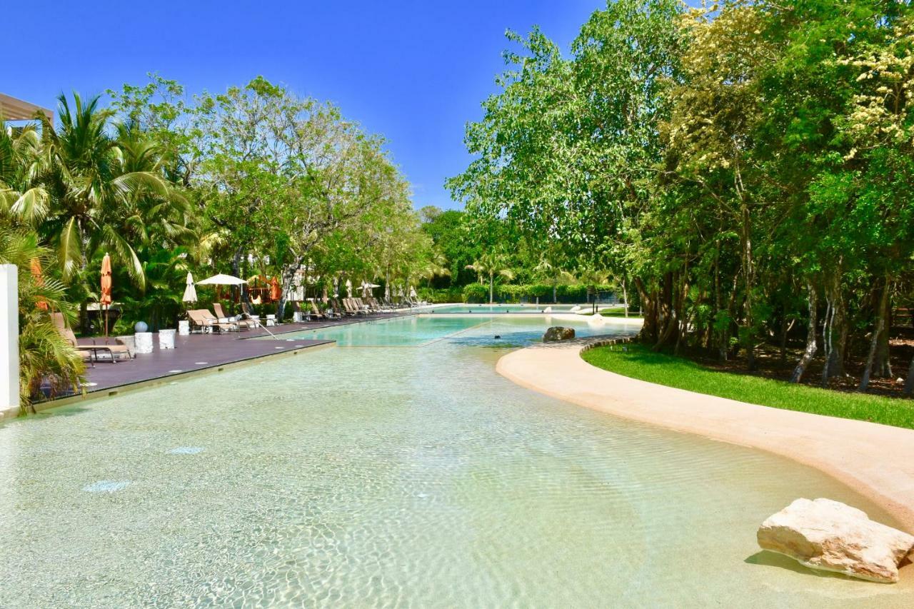 Family Getaway At Nick Price Residences *