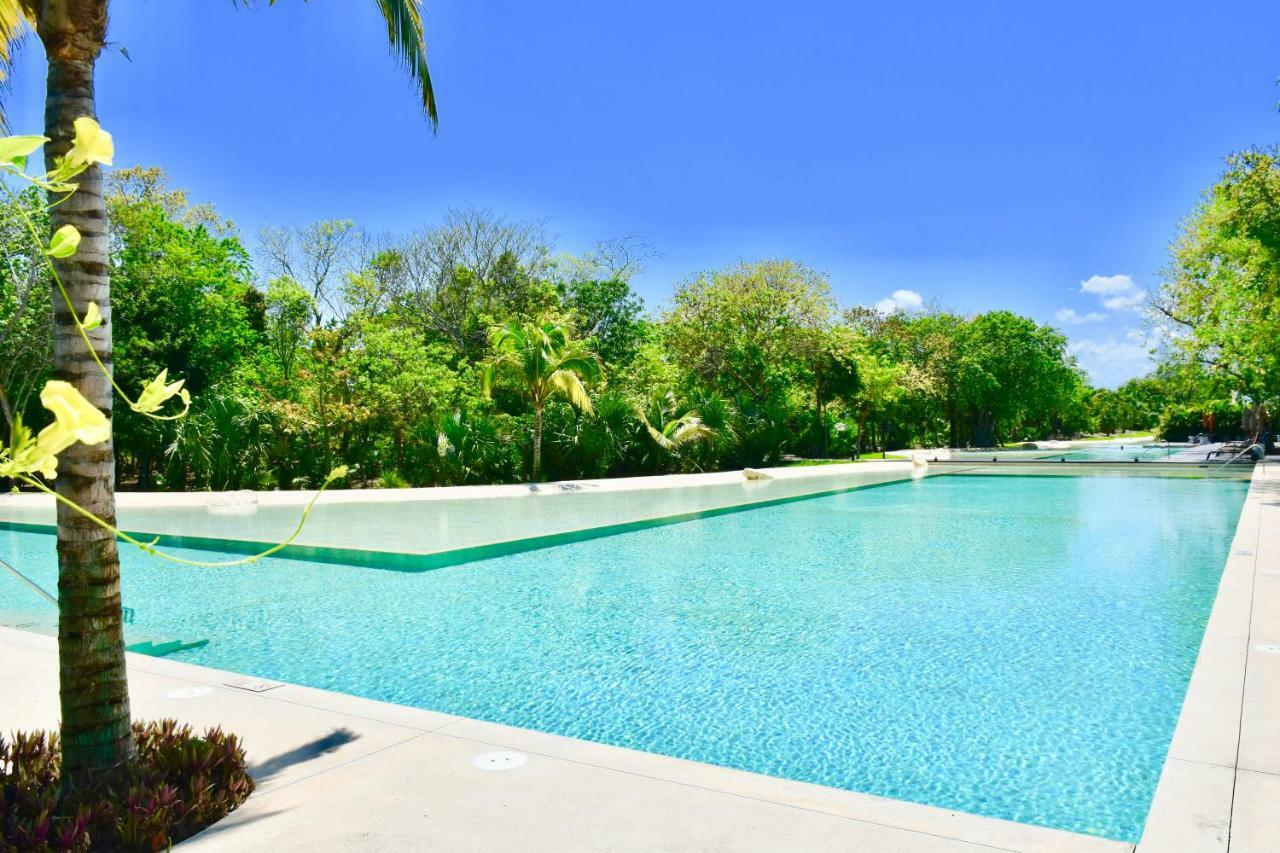 Family Getaway At Nick Price Residences *