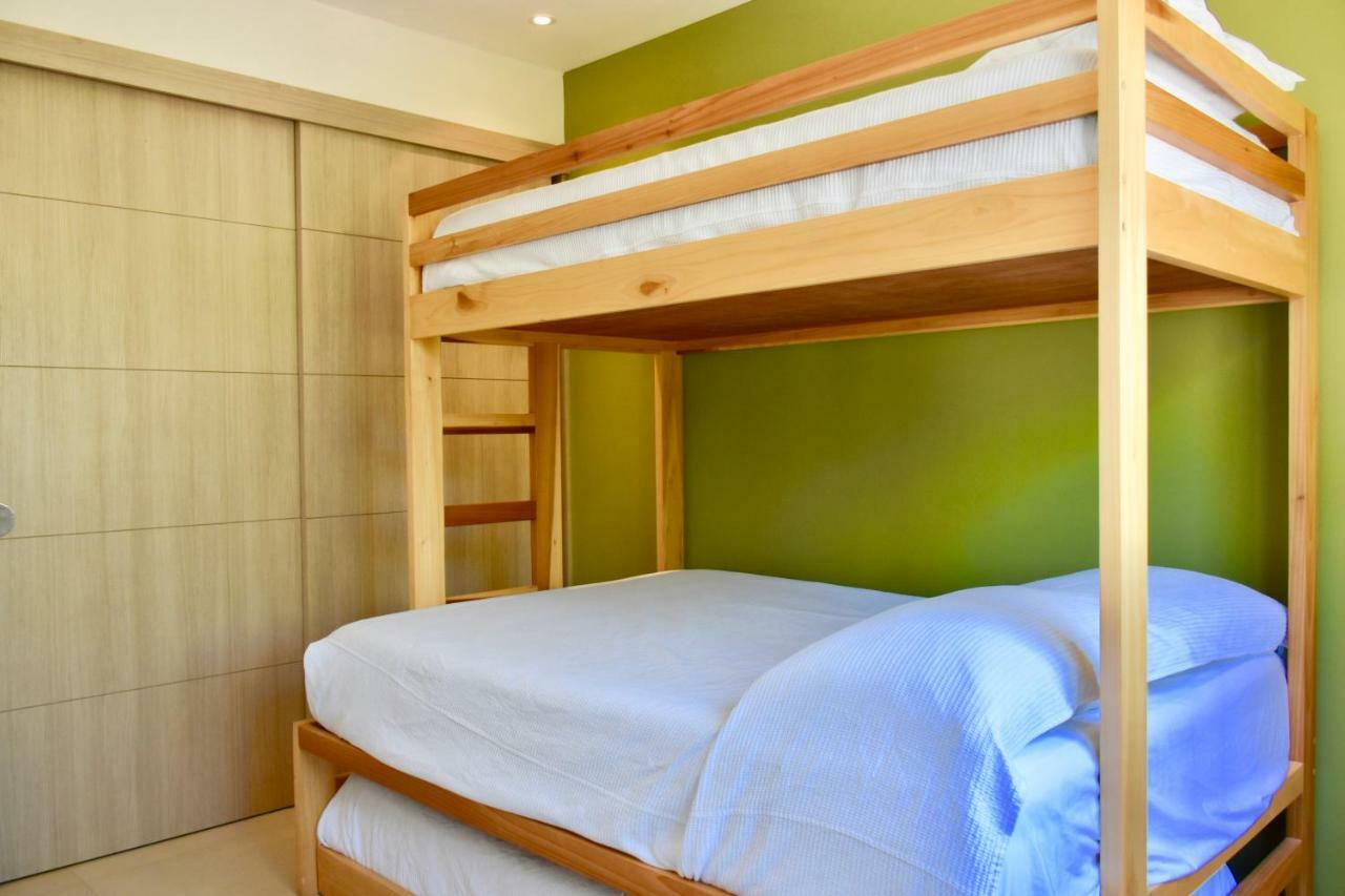 Family Getaway At Nick Price Residences *