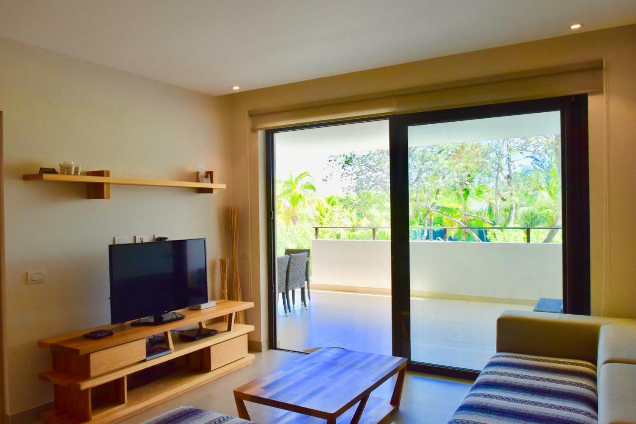 Family Getaway At Nick Price Residences *