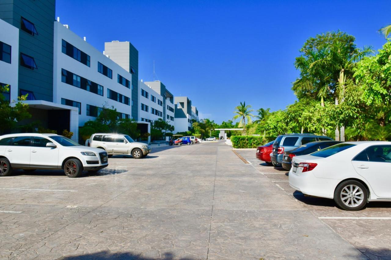 Family Getaway At Nick Price Residences Apartamento Playa del Carmen